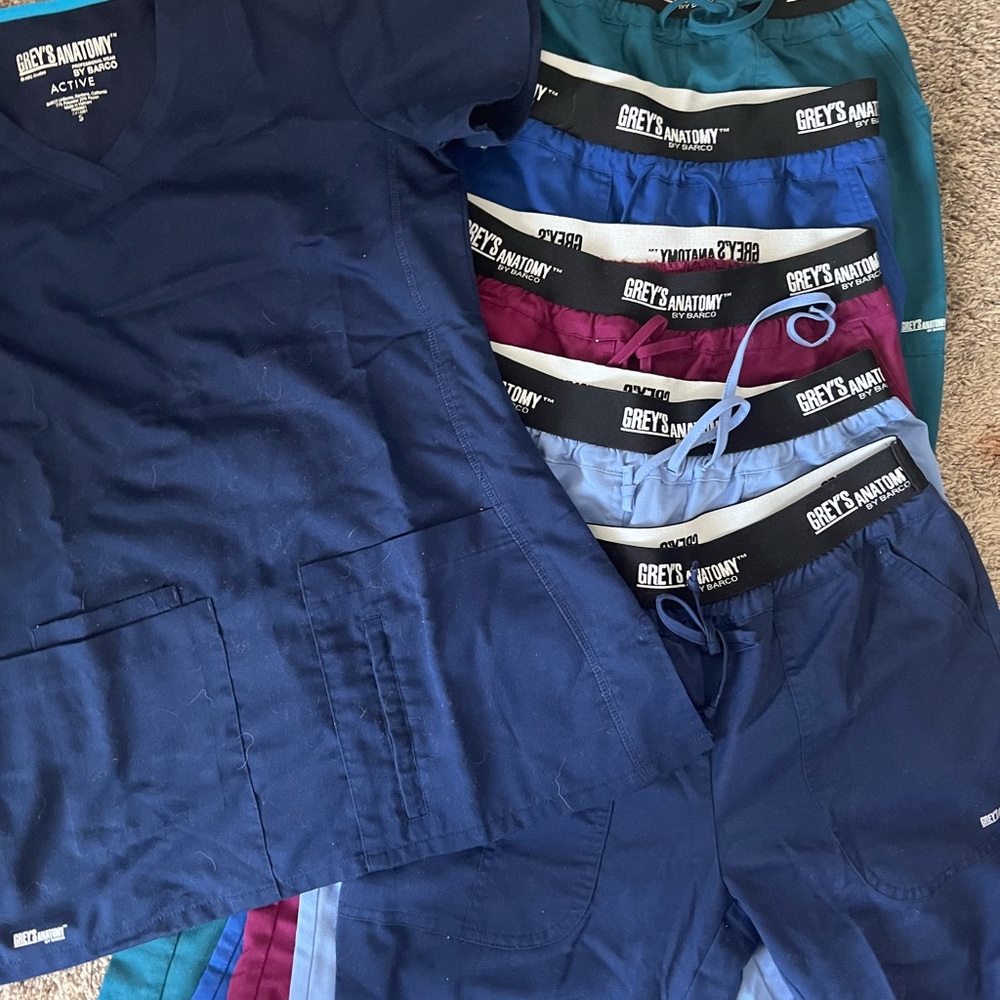 Greys anatomy scrubs great condition size xs